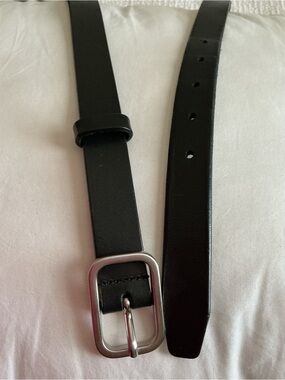 Bonobos Black Leather Belt with Silver Rectangular Buckle made in italy